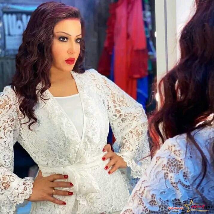 بالأبيض...سمية الخشاب تظهر بإطلالة جديدة عبر إنستجرام