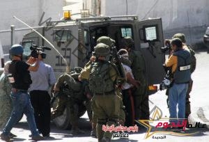 عاجل … الاحتلال الإسرائيلى يعتقل 28 فلسطينيا من محافظة الخليل