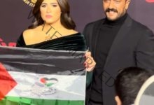 ياسمين عبد العزيز تحمل علم فلسطين في حفل وشوشة 2023