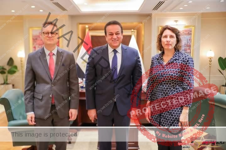 وزير الصحة يستقبل السفير الألماني لدى مصر لبحث سبل التعاون بين البلدين في الملفات الصحية 
