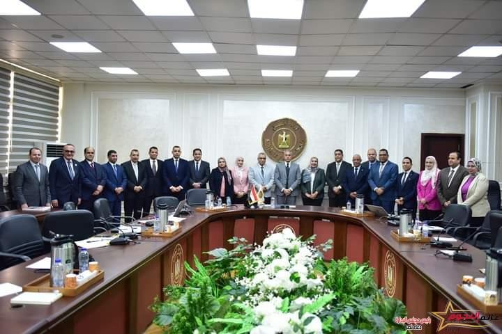 وزير العمل يلتقي المُلحقين العُماليين الجُدد..ويؤكد حرص "الجمهورية الجديدة" على حماية ورعاية عُمالها في الخارج