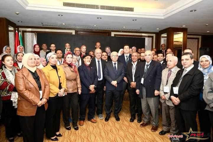 وزير التربية والتعليم يشهد حفل إطلاق الدورات التدريبية لمشروع الشهادات الدولية المهنية في التدريس