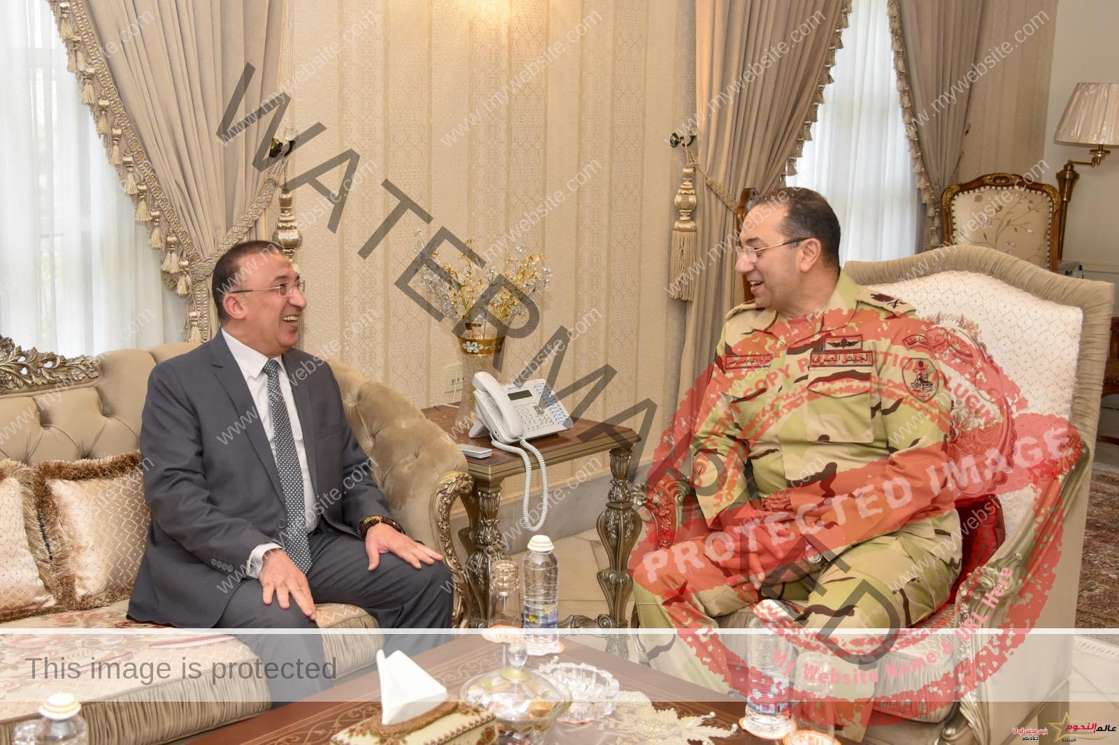محافظ الإسكندرية يقدم التهنئة للواء أ ح/ هشام حسني حسن لتوليه منصب قائد المنطقة الشمالية العسكرية