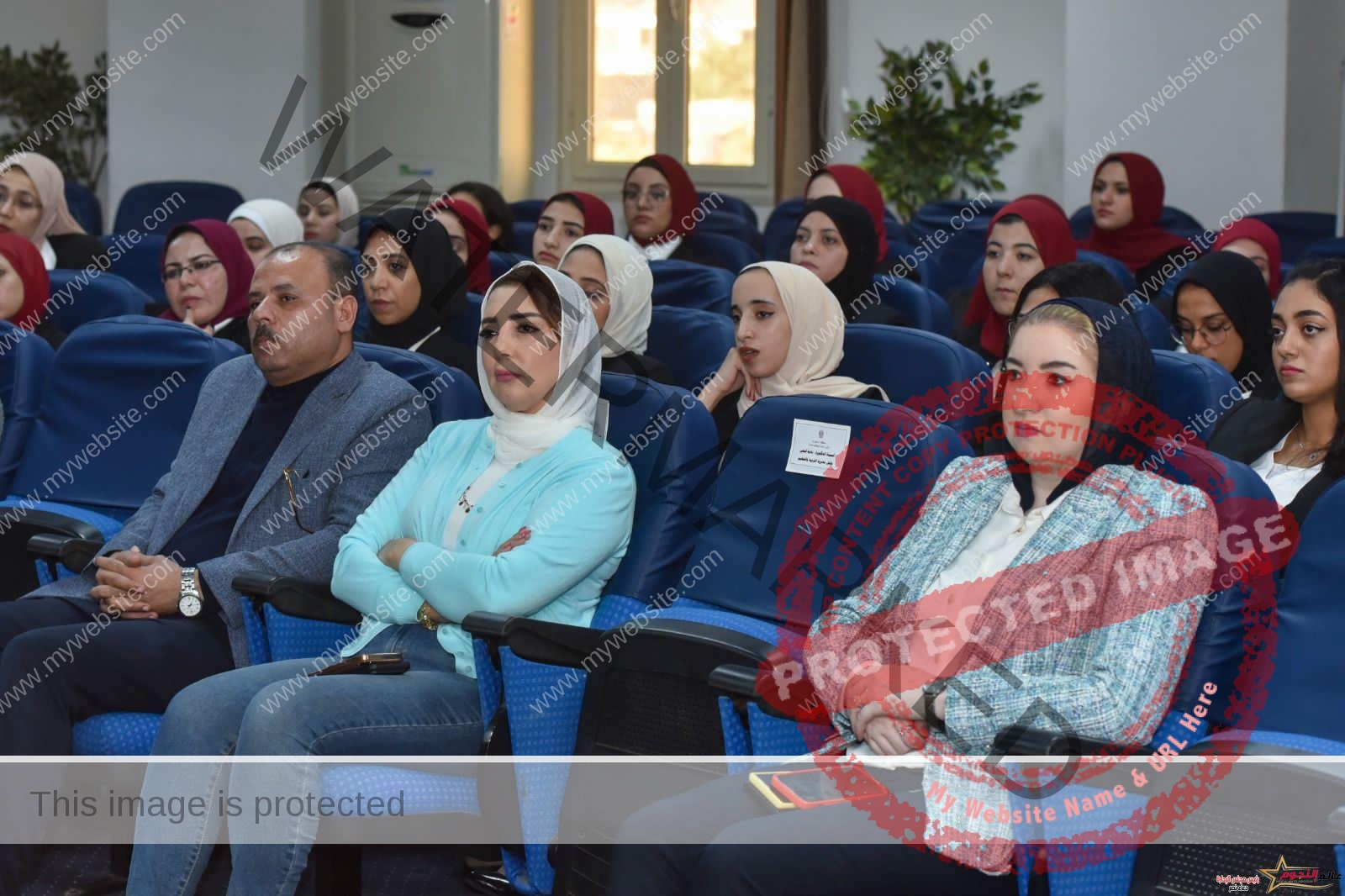 محافظ الإسكندرية يلتقى نخبة من المعلمين الجدد الناجحين في مسابقة الـ 30 ألف مُعَلم