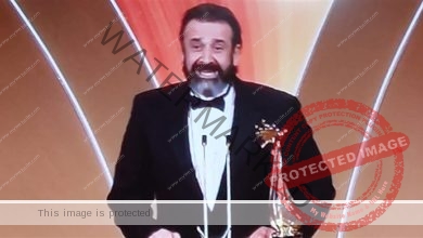 كريم عبد العزيز يحصد جائزة أفضل ممثل من joy awards