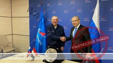 السفير المصري في موسكو يلتقي بمدير عام المؤسسة الروسية للفضاء