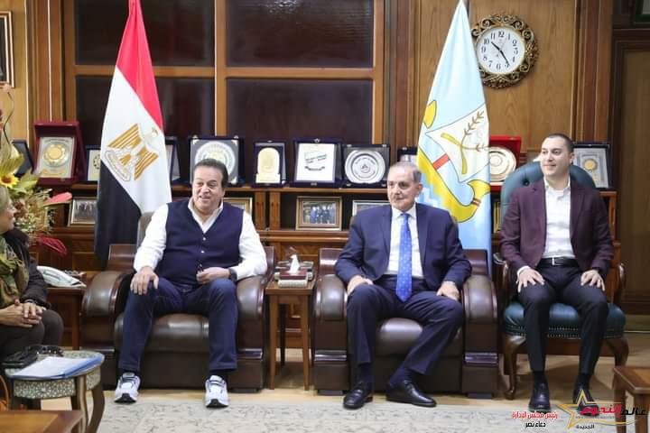 وزير الصحة يلتقي محافظ كفر الشيخ وعددًا من أعضاء مجلسي الشيوخ والنواب 1 وزير الصحة يلتقي محافظ كفر الشيخ وعددًا من أعضاء مجلسي الشيوخ والنواب