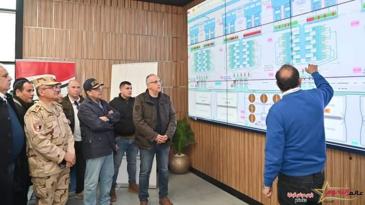 سويلم يعرب عن سعادته بالإنجاز الكبير الذى تحقق من خلال تنفيذ هذه المحطة العملاقة التي تعد الأكبر على مستوى العالم