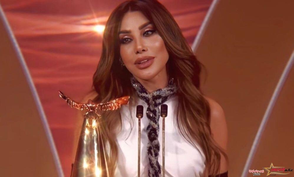 تكريم نجوى كرم بـ"جائزة صنّاع الترفيه الفخرية" في حفل "JOY AWARDS" بدورته الرابعة 1 تكريم نجوى كرم بـ"جائزة صنّاع الترفيه الفخرية" في حفل "JOY AWARDS" بدورته الرابعة