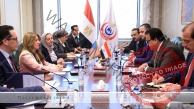 وزير الصحة يستقبل السفيرة الأمريكية بالقاهرة لبحث التعاون في القطاع الصحي