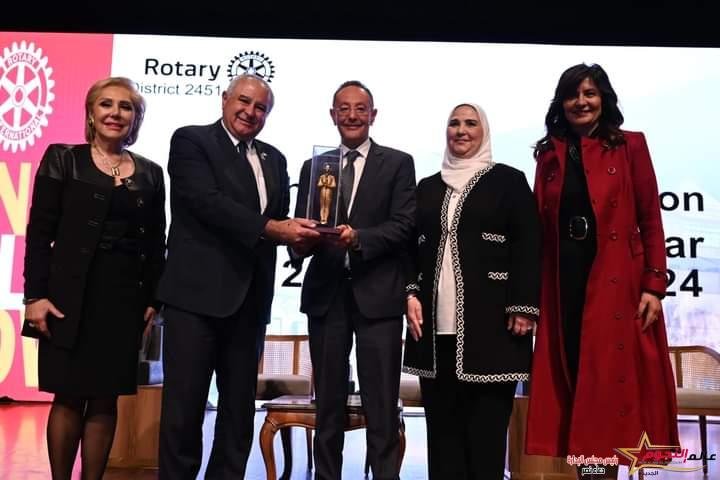 القباج تشهد الندوة السنوية للمؤسسة الروتارية تحت عنوان "دور المجتمع المدني في السلام والتنمية"