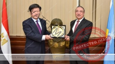 محافظ الإسكندرية يبحث مع قنصل عام الصين بالإسكندرية سبل التعاون في مجال العلوم البحرية