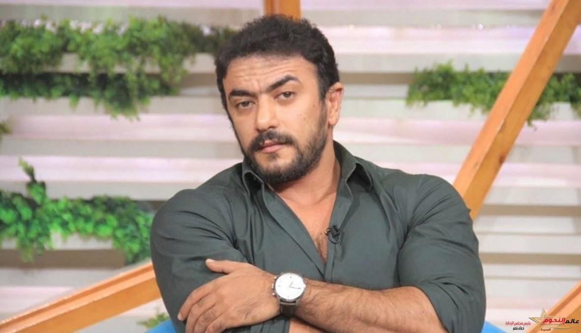 أحمد العوضي يعلن عن مكافأة بـ1.5 جنيه لمتابعي مسلسلة حق عرب