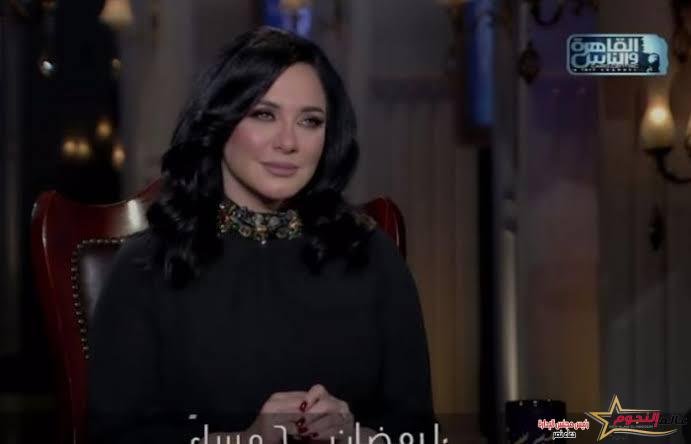 سلاف فواخرجي: لا أبحث عن الكمال وبحب الصورة الشخصية