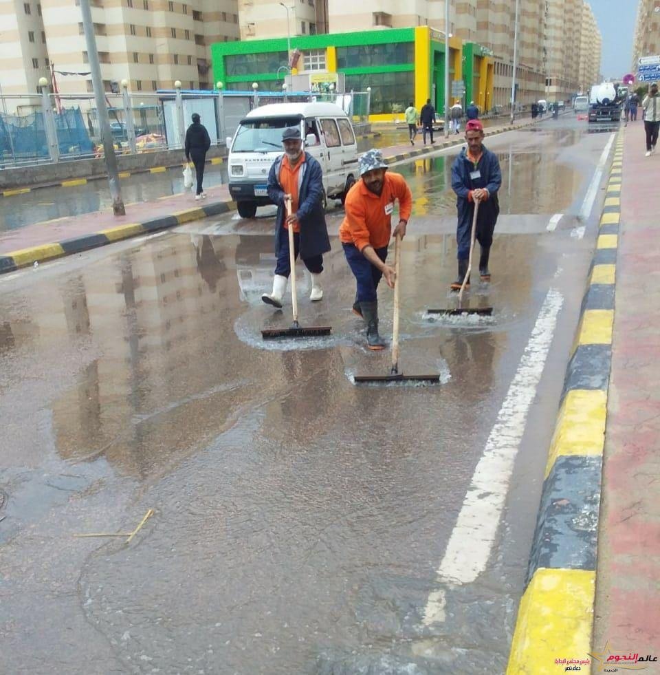 محافظ الإسكندرية: تواجد ميداني لجميع الأجهزة التنفيذية على مدار الساعة للتعامل مع تداعيات حالة عدم استقرار الأحوال الجوية