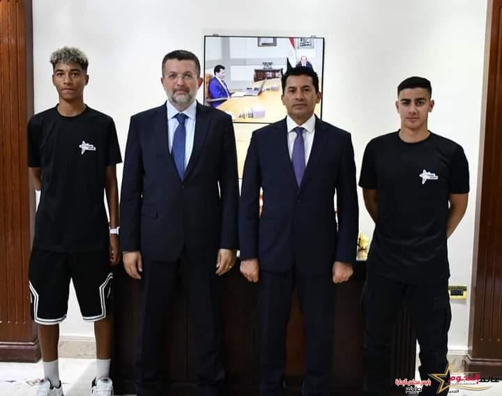 صبحي يلتقي مواهب المشروع القومي لاكتشاف المواهب في كرة القدم "ستارز اوف ايجيبت" قبل سفرهم لخوض تجربة معايشة
