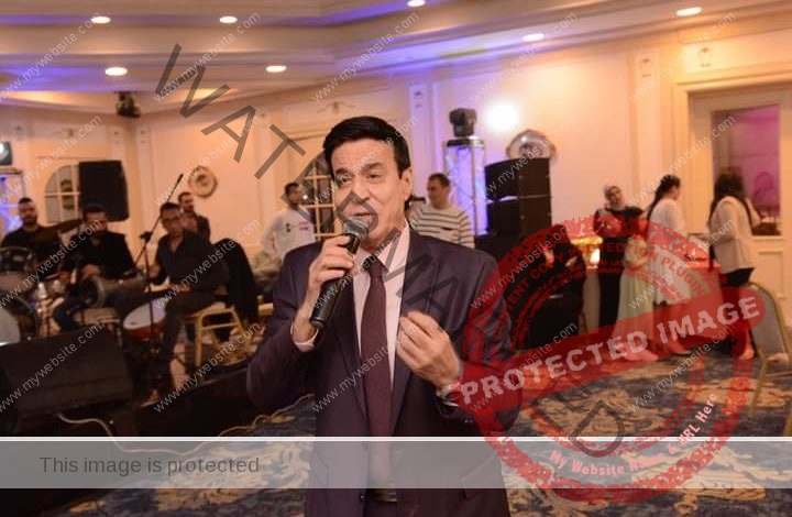 حلمي عبد الباقي يشعل حفل جريدة عالم النجوم بـ الإسكندرية