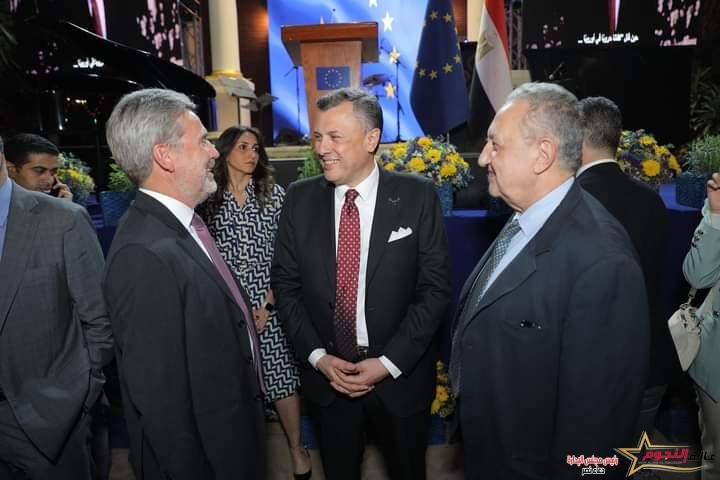 وزير السياحة والآثار يشارك في الاحتفال السنوي بيوم أوروبا الذي تنظمه بعثة الاتحاد الأوروبي بالقاهرة 1 وزير السياحة والآثار يشارك في الاحتفال السنوي بيوم أوروبا الذي تنظمه بعثة الاتحاد الأوروبي بالقاهرة