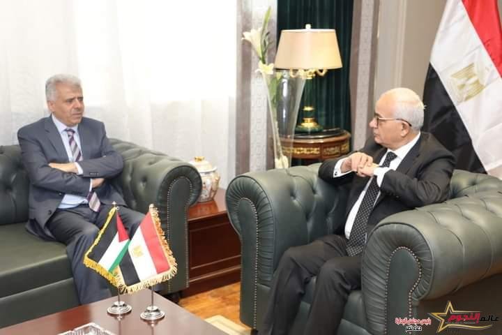 وزير التربية والتعليم يبحث سبل التعاون مع نظيره الفلسطيني