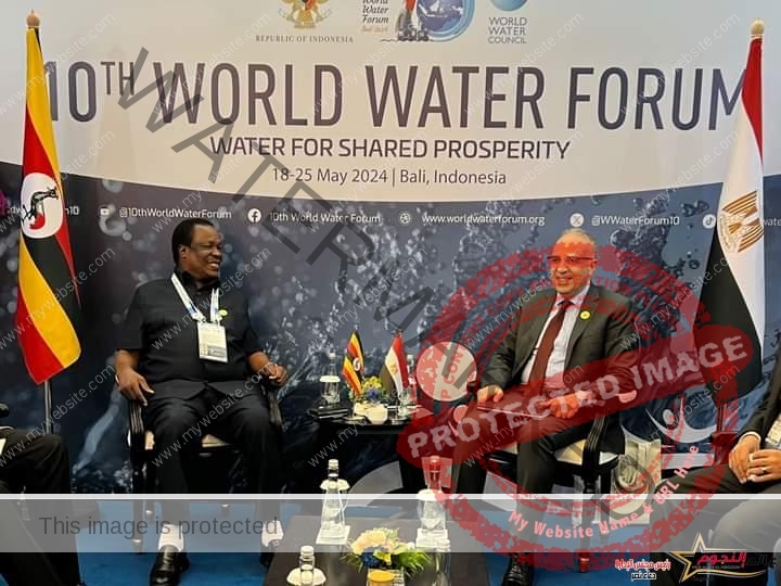 الدكتور سويلم يلتقى وزير المياه والبيئة الأوغندى للتباحث حول سُبل تعزيز التعاون بين مصر وأوغندا فى مجال المياه