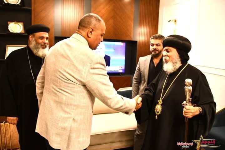 محافظ جنوب سيناء يستقبل الانبا ابولو ووفد من كتدرائية السمائيين