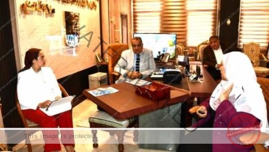 محافظ جنوب سيناء يستمع لعرض منظومة مياه الشرب والصرف الصحي بالمحافظة