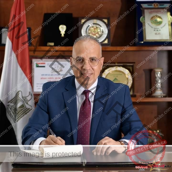 سويلم يتابع حالة محطات رفع المياه ومجهودات مصلحة الميكانيكا والكهرباء