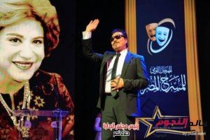 كشف حساب ( المهرجان القومي للمسرح المصري ) حوار رئيس المهرجان الفنان محمد رياض 