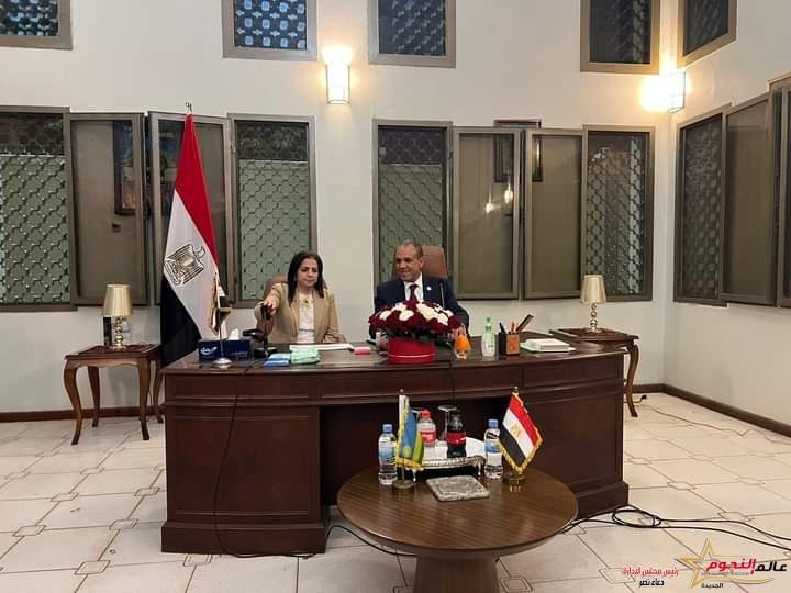 وزير الخارجية والهجرة وشئون المصريين بالخارج يلتقي مع عدد من ممثلي الجالية المصرية في رواندا