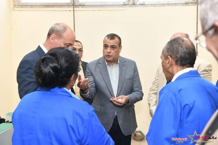 وزير الدولة للإنتاج الحربى يتفقد شركة شبرا للصناعات الهندسية
