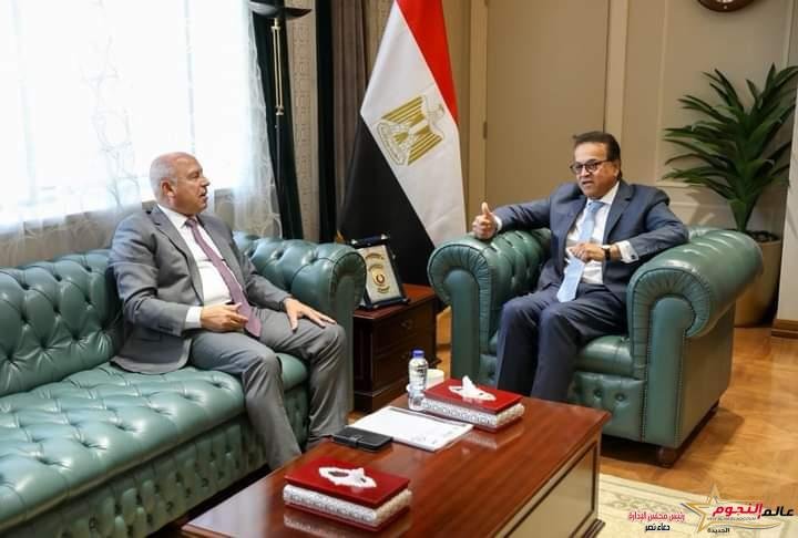 عبدالغفار يستقبل الفريق كامل الوزير لبحث تشجيع مصانع الأدوية وتعظيم الاستثمارات في مجال توطين صناعة الأدوية والمستلزمات الطبية 