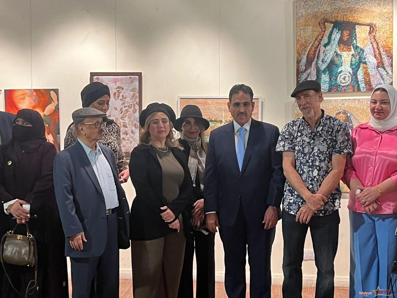 نجاح كبير لمعرض 'ما وراء الإطار' بقاعة الهناجر/ بالأوبرا المصرية 