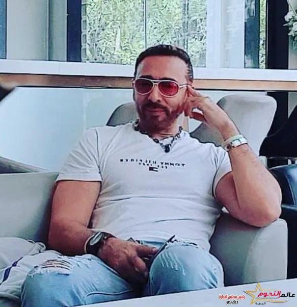 بعد غياب دام سنوات... عودة الفنان أحمد زين لعالم الفن  