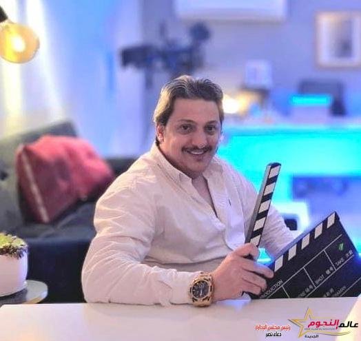 المنتج محمد أمين يقتحم السينمات بفيلم «دكاتره» قريبًا 