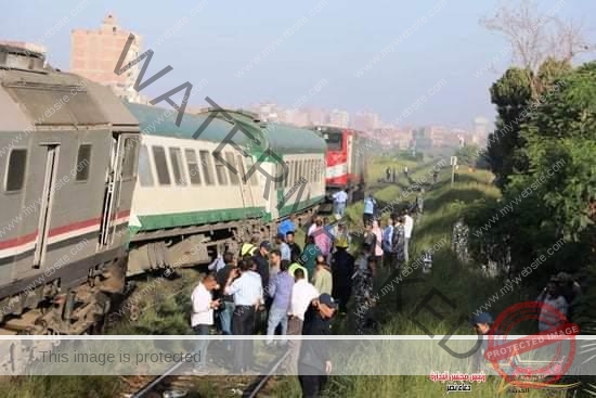 السكك الحديدية: حادث المنيا وقع جراء تصادم جرار بمؤخرة قطار 1087 النوم القادم من أسوان باتجاه القاهرة