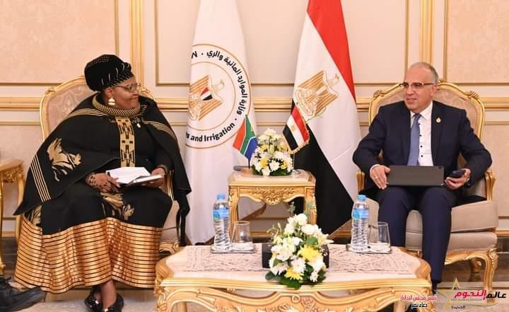 الدكتور سويلم يلتقى وزيرة المياه والصرف الصحي الجنوب أفريقية