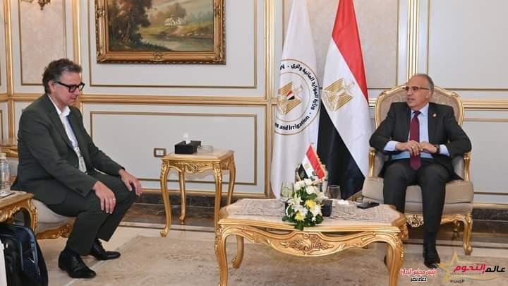 سويلم يلتقى ممثلى منظمة فلاندز البلجيكية العاملة فى مجال تحلية المياه والطاقة المتجددة