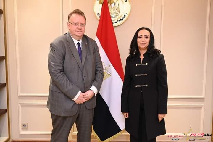 وزيرة التضامن الاجتماعي تلتقي مدير مكتب منظمة العمل الدولية بالقاهرة 1 وزيرة التضامن الاجتماعي تلتقي مدير مكتب منظمة العمل الدولية بالقاهرة