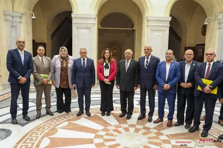 عوض تعرض جهود الوزارة في تنفيذ قانون التصالح على مخالفات البناء أمام لجنة الإسكان بمجلس النواب