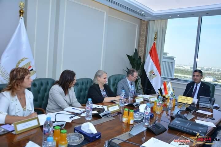 فاروق يعقد اجتماعا مع برنامج الأغذية العالمي لدعم التعاون المشترك في كافة المجالات