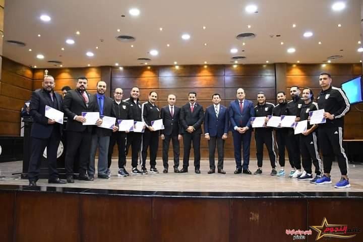 صبحي يُكرم بعثة الكاراتيه التقليدي المتوج بالترتيب الأول ببطولة العالم الثانية والعشرون للشباب والكبار بدولة البرتغال