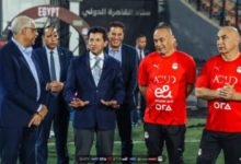 وزير الرياضة .. يؤازر ويدعم منتخب مصر خلال تدريباته استعدادا لمواجهة موريتانيا الجمعة