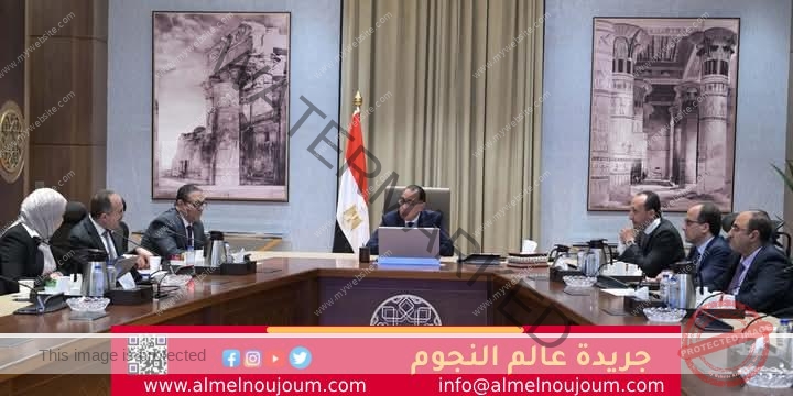 رئيس الوزراء يستعرض مع رئيس "المقاولون العرب" موقف مشروعات الشركة في الداخل والخارج