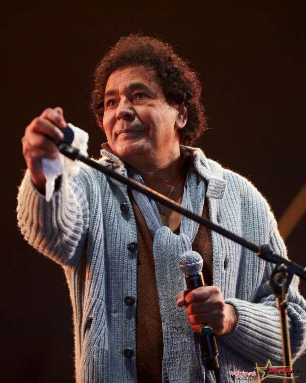 "تحت الملاحظة الطبية"... تفاصيل الحالة الصحية للفنان محمد منير