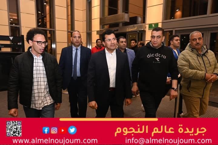 وزير الشباب والرياضة يتفقد استعدادات ماراثون زايد بمول مصر