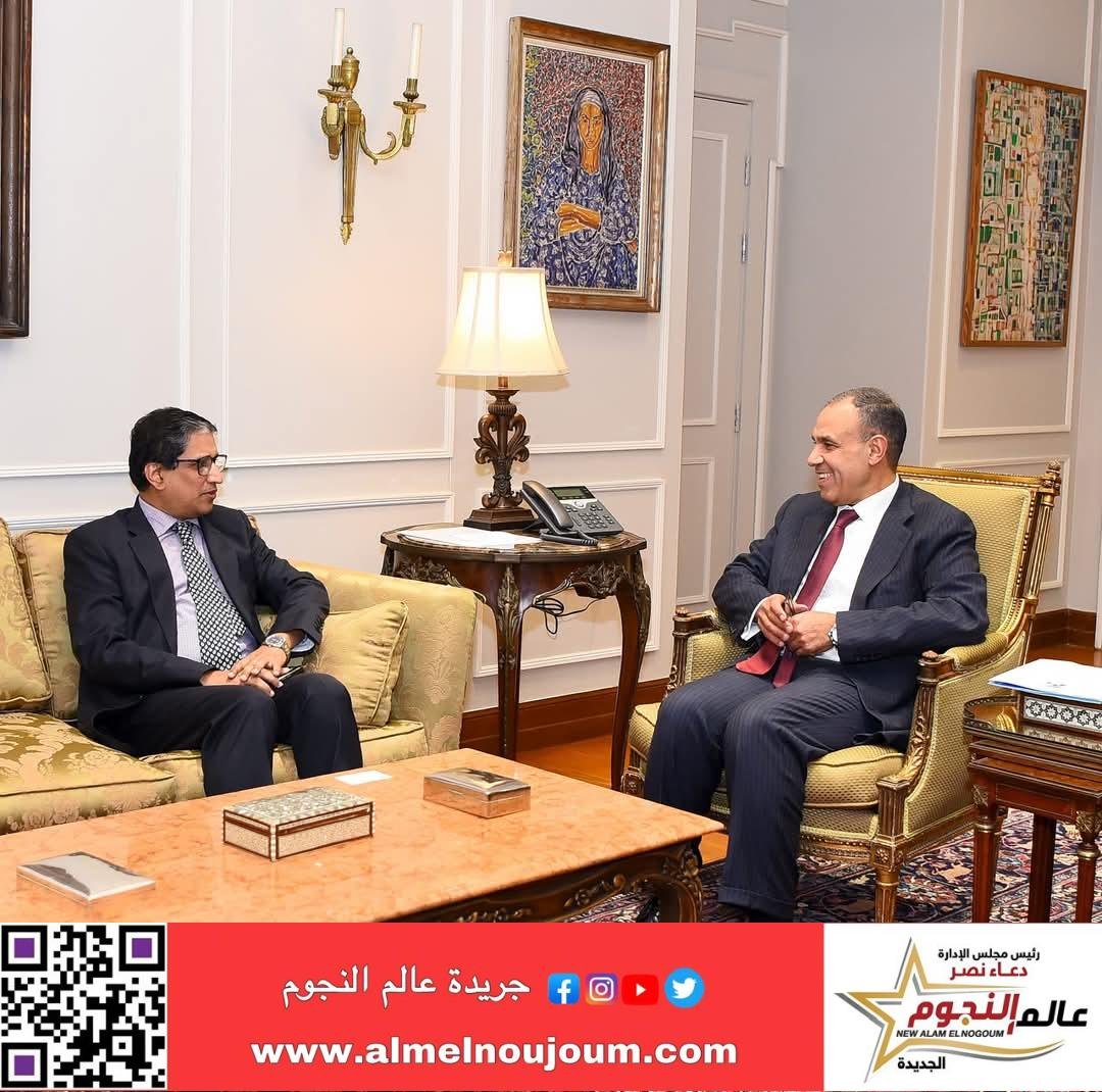 وزير الخارجية والهجرة يلتقي بوكيل وزارة خارجية بنجلاديش