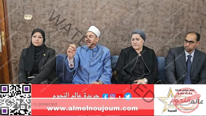 "رئيسة المجلس القومي للطفولة" تقدم واجب العزاء في ضحية حادث ديروط وتطمئن على طفلتيها