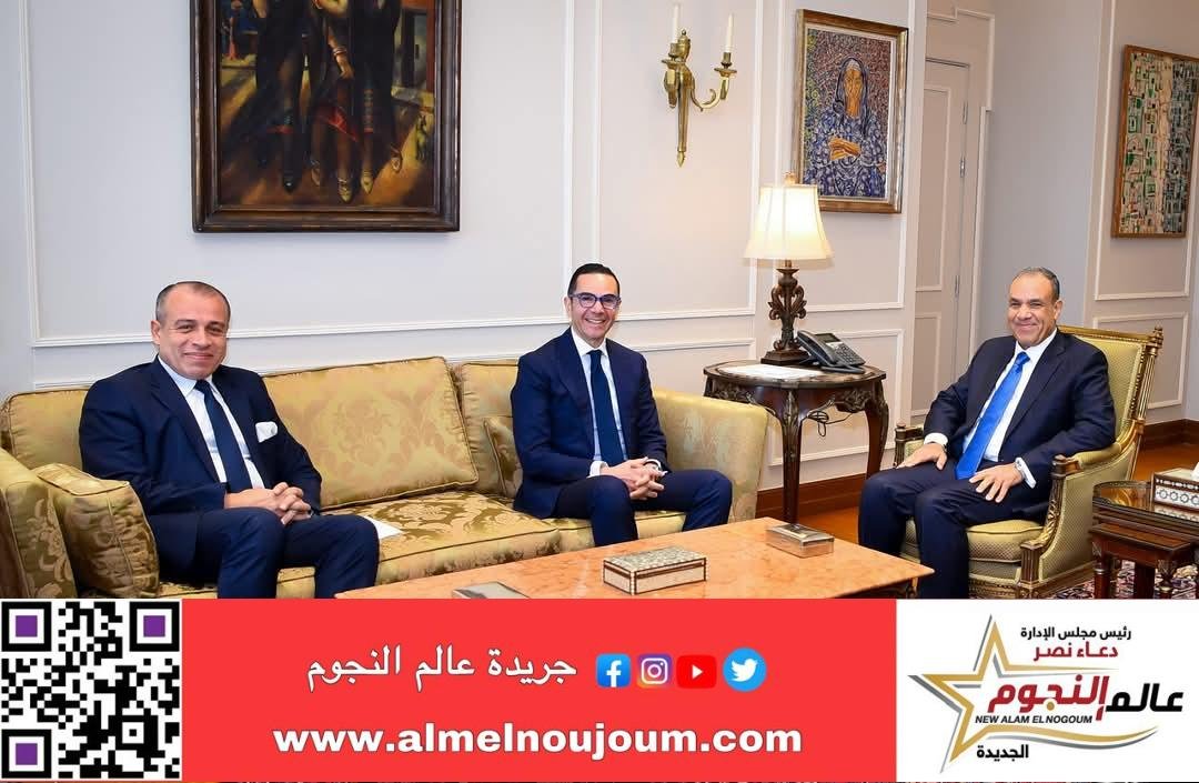 وزير الخارجية والهجرة يستقبل وزير الاستثمار والتجارة الخارجية ورئيس جهاز التمثيل التجاري