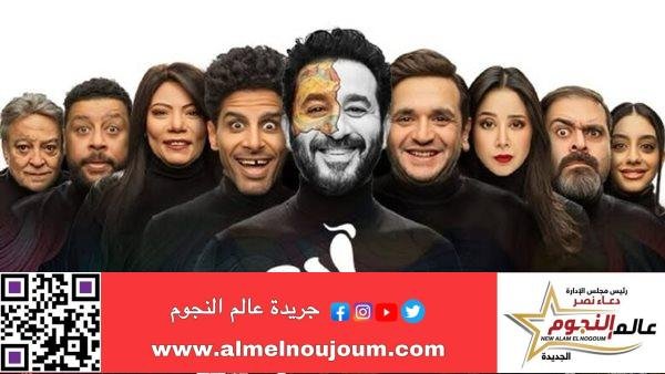 أحمد حلمي يروج لمسرحية "بني آدم" قبل عرضها بساعات في الرياض