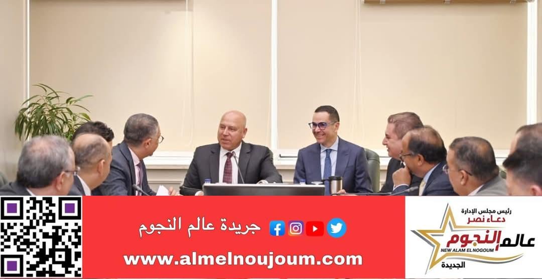 وزير الصناعة يبحث مع وزير الاستثمار معايير الموافقة على إنشاء المناطق الحرة الخاصة الجديدة